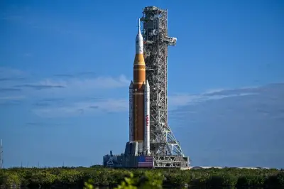 NASA lanza con éxito la misión Artemis 2 con cuatro astronautas hacia la Luna