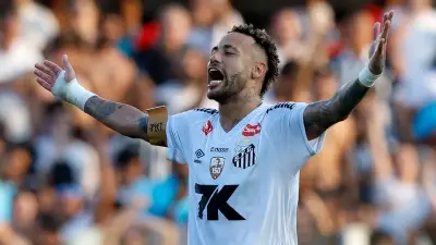 Neymar brilla con dos asistencias clave para la victoria del Santos ante Remo