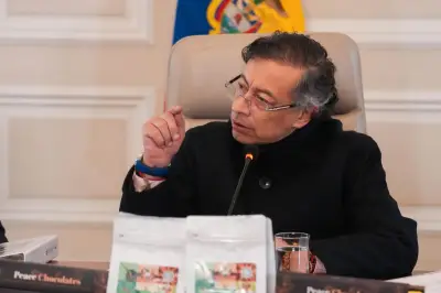 Petro arremete contra el Banco de la República y propone Constituyente para reformarlo