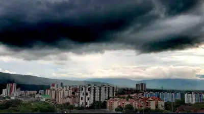 Pronóstico del tiempo en Bucaramanga: tormentas eléctricas y lluvias este lunes