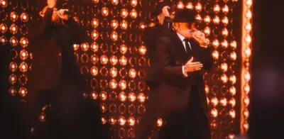 Rauw Alejandro lanza 'Dando Vueltas', himno para el Mundial 2026