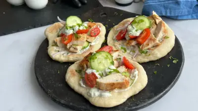 Receta de Pita de Pollo Casera: Un Plato Versátil y Delicioso para Compartir