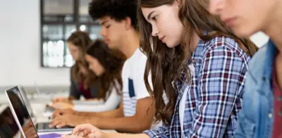 Regiones lanzan 100 becas de doctorado para descentralizar el conocimiento en Colombia