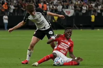 Santa Fe cae ante Corinthians y complica su clasificación en la Copa Libertadores