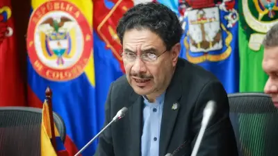 Senadora Valencia convoca debate de control político ante ausencia de Cepeda en elecciones