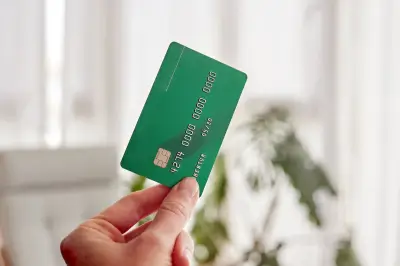 Tarjetas de crédito sin cuota de manejo: opciones bancarias en Colombia para 2026