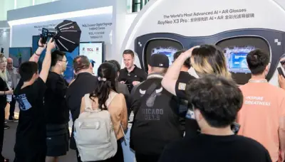 TCL apuesta por innovación en televisores Mini LED y gafas inteligentes