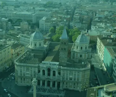 Temporada de Arte 2026 de Cine Colombia inicia con recorrido por basílicas papales