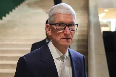 Tim Cook dejará la dirección de Apple tras 15 años; John Ternus será su sucesor