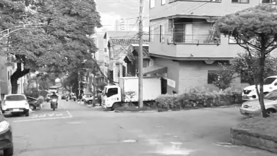 Tragedia en Medellín: Adulta mayor y su perro mueren atropellados por conductor que huyó