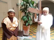 Abuelos de Popayán reviven el Viacrucis como terapia de memoria y fe en Semana Santa