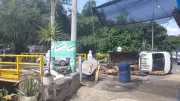 Accidente vial en Yumbo deja dos fallecidos tras colisión entre camión maderero y motocicleta