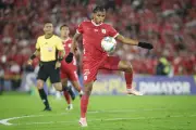 América de Cali vence a Fortaleza con un hombre menos y se acerca a cuadrangulares