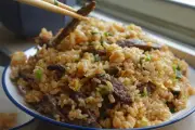 Arroz de mollejas y corazones de pollo: receta fácil en 30 minutos