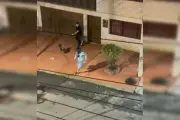 Asalto a ciudadano que paseaba a su perro en Bucaramanga quedó grabado en video