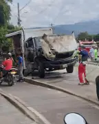 Atacan camión cervecero en Norte de Santander: un agresor resultó quemado y huyó