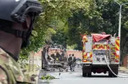Atentado en Cali: explosión de bus frente al Batallón Pichincha activa operativo militar