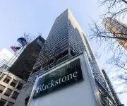 Blackstone planea salida a bolsa de US$2.000 millones para compra de centros de datos