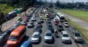 Bogotá enfrenta caos vial en plan retorno: largos trancones en accesos principales