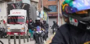 Bogotá sanciona a más de 6.300 motociclistas por invadir ciclorrutas y andenes