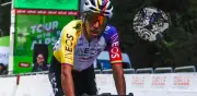 Caída masiva en Tour de los Alpes deja seis ciclistas fuera; Bernal logra tercer puesto