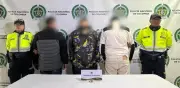 Capturan a tres ladrones de furgón en Bogotá: uno con prisión domiciliaria ocultaba brazalete con aluminio