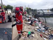 Cartagena instala contenedores y refuerza limpieza nocturna en Ciénaga de las Quintas
