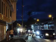 Cien Palos en Cali: Vecinos alertan sobre inseguridad, oscuridad y accidentes en zona crítica