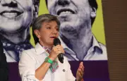 Claudia López afirma que presión social funciona en debates presidenciales y critica a Cepeda