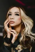 De inmigrante a manicurista de Marc Jacobs: la historia de Yulenny García
