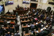 Debate presidencial podría trasladarse al Congreso tras propuesta de Paloma Valencia