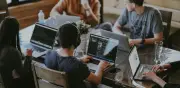 Educación virtual en auge: 20% de profesionales colombianos cursan posgrados en línea