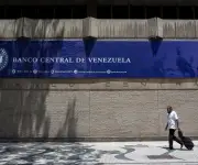 EE.UU. evalúa levantar sanciones al Banco Central de Venezuela para reactivar economía petrolera