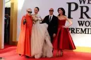 Estrellas de 'El Diablo Viste de Prada' brillan en estreno de secuela en Nueva York