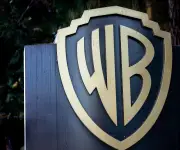 Glass Lewis recomienda fusión Warner-Paramount pero rechaza millonario paquete salarial de Zaslav