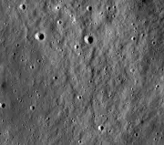 Impacto reciente en la Luna revela cicatriz brillante y pistas sobre su evolución violenta