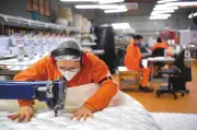 Industria colombiana crece en producción pero cae en ventas durante febrero de 2026