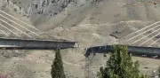 Irán amenaza con ataques devastadores tras bombardeo estadounidense a puente en construcción