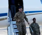 Jefe del ejército paquistaní visita Teherán para mediar entre Estados Unidos e Irán