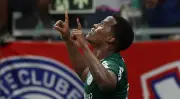 Jhon Arias marca un golazo con Palmeiras que deslumbra en el Brasileirao