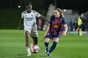 Linda Caicedo brilla con dos goles, pero Real Madrid sufre contundente derrota ante Barcelona en Champions