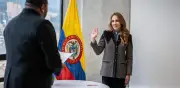Paola Vélez Marroquín asume como nueva comisionada de la CRC en momento clave