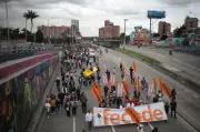 Paro Nacional de FECODE: Bogotá enfrenta caos vial por marcha de profesores