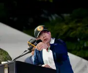 Petro entrega 5.300 hectáreas en Magdalena Medio y anuncia subsidios a fertilizantes