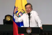 Petro retira embajadora de Ecuador y traslada consejo de ministros a frontera por crisis bilateral