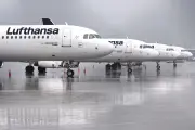 Pilotos alemanes de Lufthansa convocan huelga de dos días tras paro de tripulantes