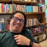 Renuncia director de Inteligencia tras aparecer en grabaciones de alias 'Calarca'