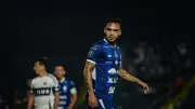 Ricardo Márquez no pudo contener las lágrimas tras fallar gol en Costa Rica