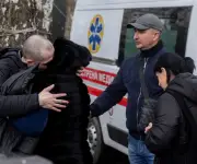 Rusia y Ucrania intercambian 175 prisioneros de guerra antes del alto el fuego de Pascua