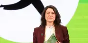 Samanta Schweblin gana Premio Aena y reflexiona sobre la literatura y la normalidad